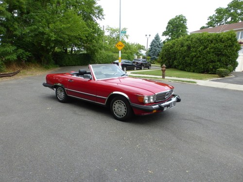 1986 Mercedes 560SL Two Top Nice Driver For Sale