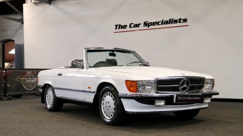 1989 Mercedes 4.2 V8 (R107) ONLY 200 PRODUCED In vendita