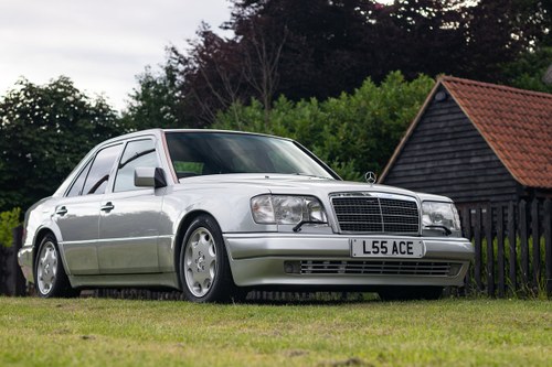 1993 Mercedes E500 / 500E W124 V8 Saloon Kaufen Bei