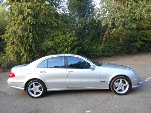 2002 Absolutely stunning rust-free showroom condition. In vendita