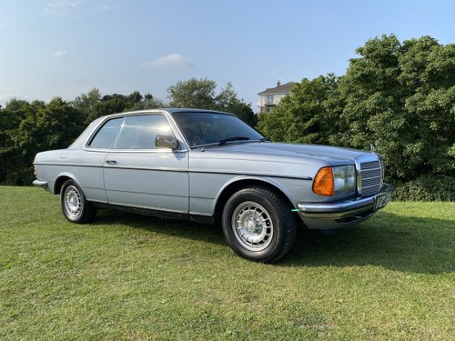 1984 Mercedes 230 CE Coupe W123 Series last owner 24 years In vendita
