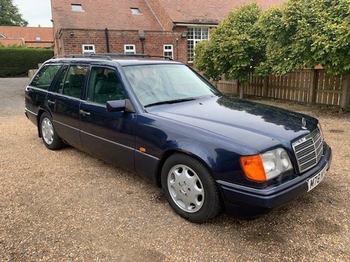 **OCTOBER ENTRY** 1995 Mercedes E280 Estate For Sale by Auction