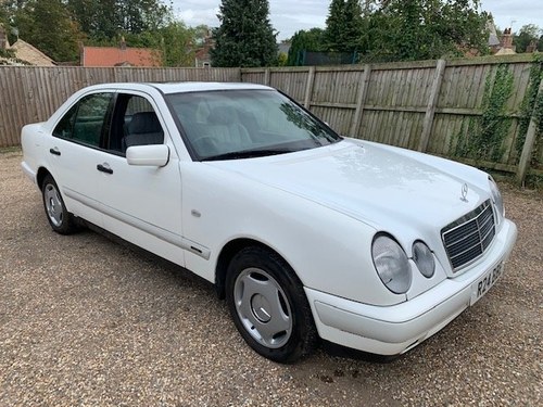 **OCTOBER ENTRY** 1997 Mercedes E200 Classic Auto For Sale by Auction
