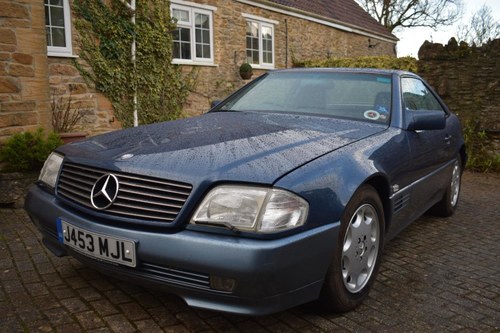 A 1991 Mercedes Benz 300SL - 11/11/2020 For Sale by Auction