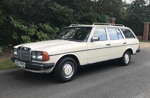 1985 MERCEDES-BENZ 200 T W123 For Sale by Auction