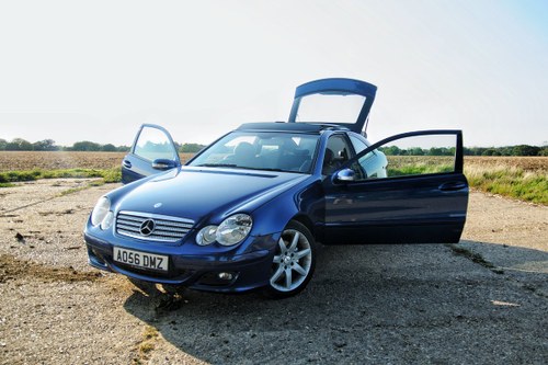 2006 Mercedes C220 CDI Panoramic Evolution In vendita