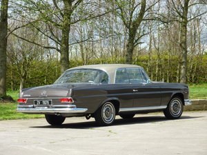 1965 Mercedes W111 Coupe CONCOURS condition For Sale