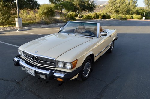 1987 Mercedes 560SL SOLD