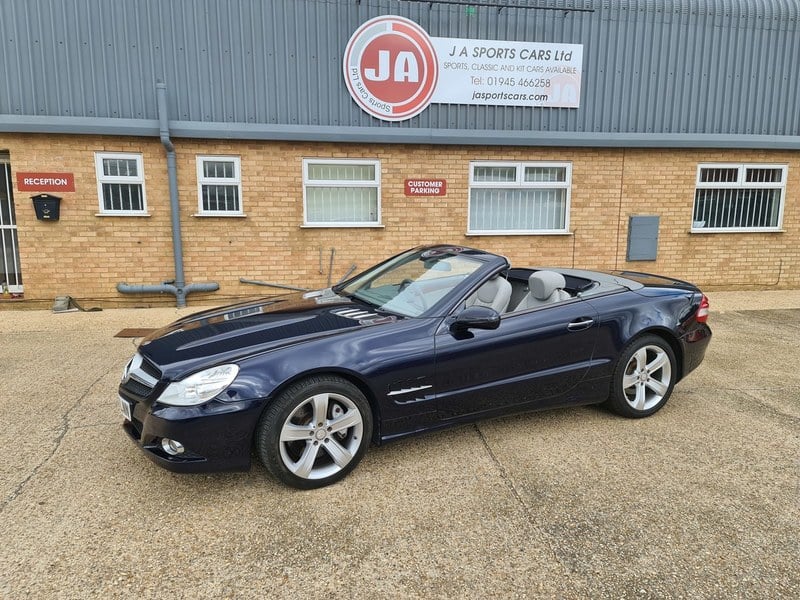 Mercedes Benz SL500 5.5 7 G-Tronic 2008 (facelift)