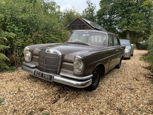 1964 Mercedes 220 Fintail, Very rare RHD Manual For Sale