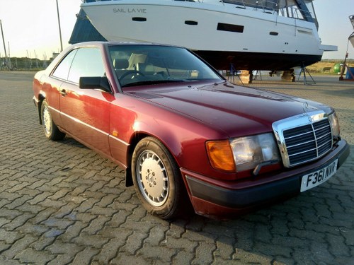1989 W124 Mercedes-Benz 300CE coupe In vendita