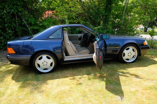 1995 Mercedes SL500 R129 V8 with Factory Hard Top For Sale