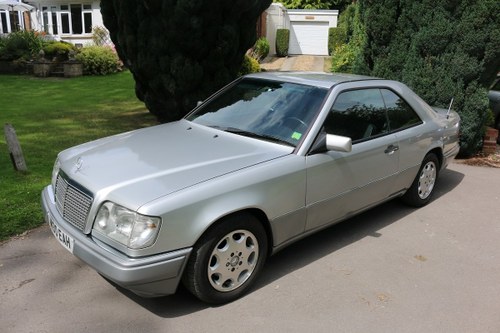1994 lhd MERCEDES BENZ E220 COUPE,MANUAL. SOLD