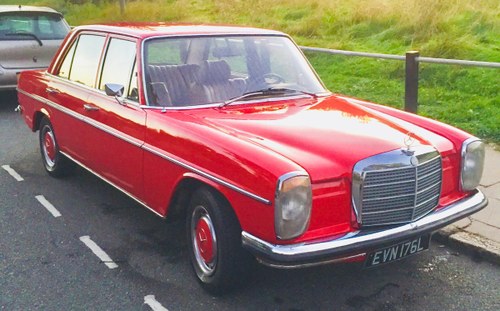 1973 Mercedes 220D W115 W114 /8 For Sale