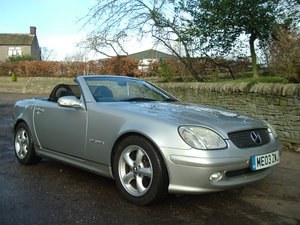 2003 03/03 Mercedes SLK 230. Low Miles/2 Owners/FSH. Silver/Black VENDIDO