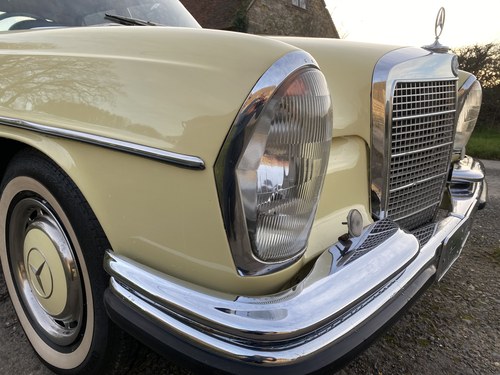 1971 Mercedes 280s - superb condition- manual For Sale