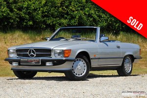 Mercedes Benz 300 SL (R107) auto 1988 VENDIDO