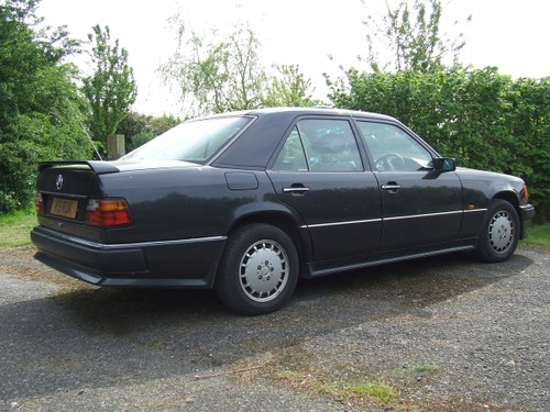 1992 Mercedes 230E Auto SOLD