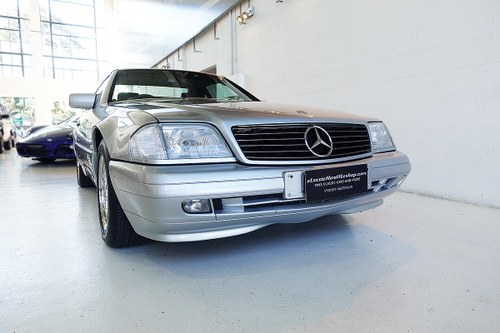 1996 SL280, low kms, extensive history, outstanding condition In vendita
