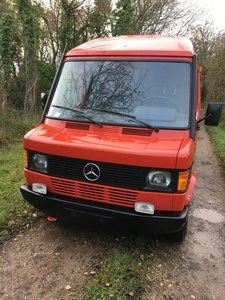 1993 Mercedes Van T1 310D hi-top mwb 1owner LHD low miles A vendre