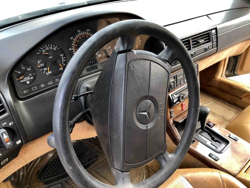 1990 Mercedes SL Class - 9