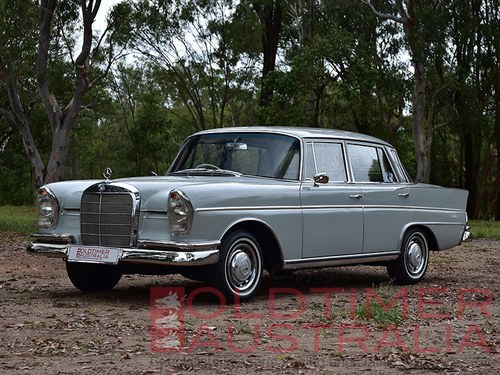 1963 Mercedes-Benz 300SE ‘Fintail’ Sedan SOLD