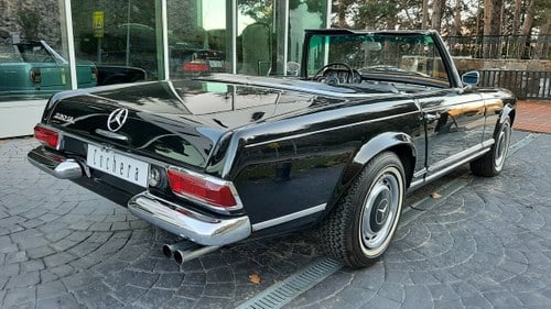 Mercedes-Benz 230SL 1964 the perfect Dayly SOLD