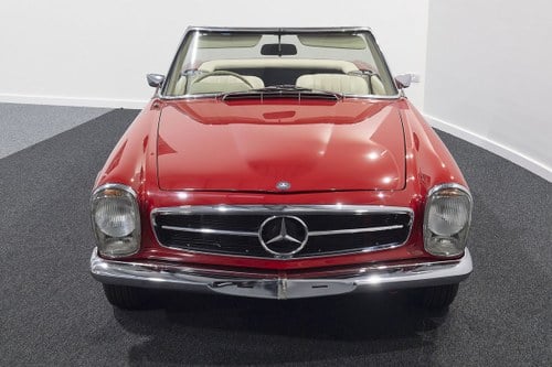 1968 Mercedes 280 - 5