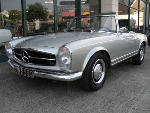 1966 Mercedes 230SL LHD Fully restored,engine rebuild etc In vendita