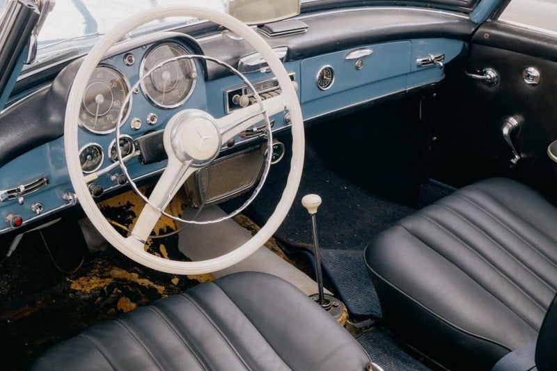 1957 Mercedes SL Class - 4