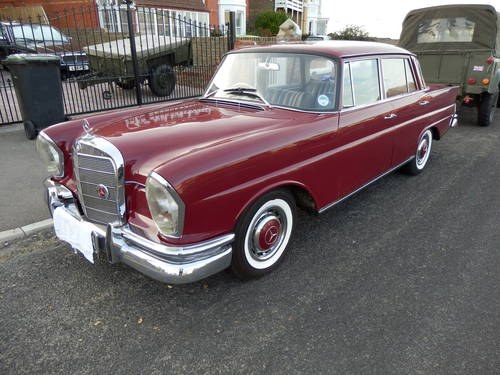 1963 Mercedes 220 SE Fintail RHD Manual Very Rare SOLD