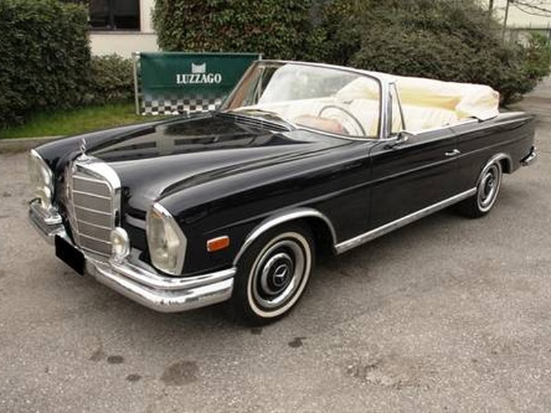 Mercedes Benz - 220 SEb Cabriolet (W111) RESTORED
