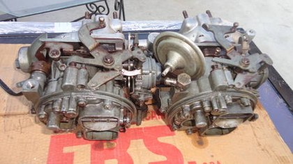 Zenith carburetors and intakes for Mercedes 230s