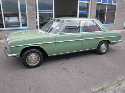 1972 Beautiful example Mercedes Benz W114 280 SOLD
