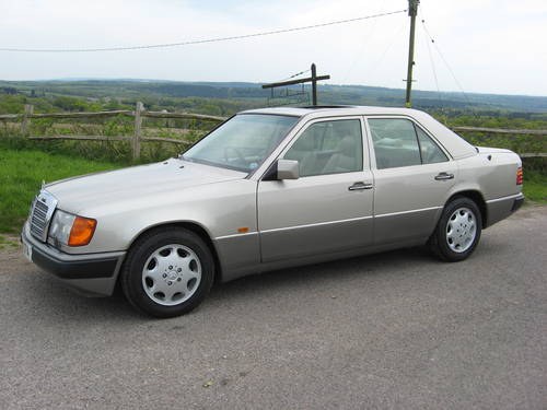 1993 Stunning and rare W124 Mercedes 280E SOLD