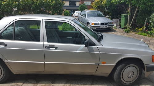 1990 Genuine 33k miles & owned by same family since new In vendita