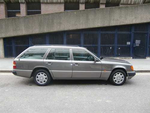1992 Mercedes 280TE - beautiful condition with FSH SOLD