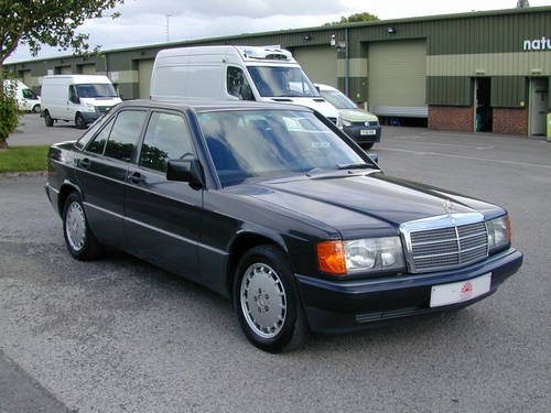 1989 MERCEDES BENZ 190 2.0e AUTOMATIC LHD - COLLECTOR QUALITY! For Sale