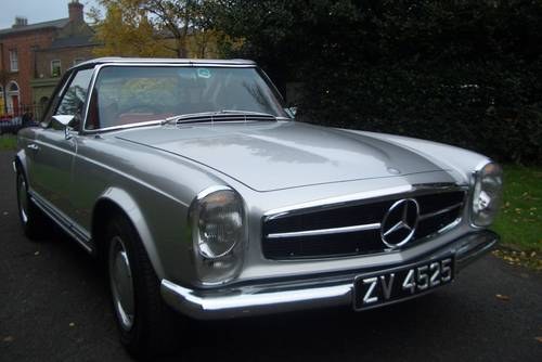 1968 Mercedes 280 SL Pagoda Auto Power Steering. For Sale