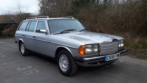 1985 W123 280TE in immaculate condition In vendita