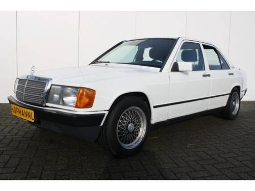 1984 Mercedes-Benz 190 2.0 E.  In vendita
