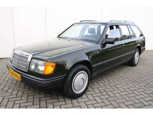 1986 Mercedes-Benz 200-serie 230 TE  For Sale