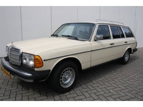 1979 Mercedes-Benz 200-serie 300 TD For Sale