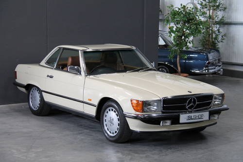 1988 300SL | Light Ivory | Leather Seating | Cruise Control SOLD