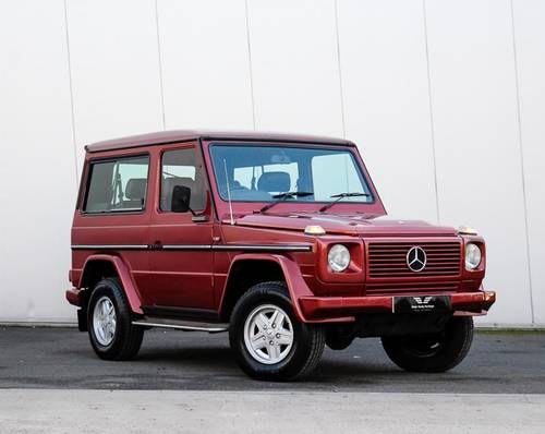 1989 MERCEDES G-WAGEN 300GD-7 Seater-Leather Upholstery For Sale