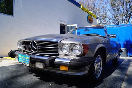 1988 Mercedes 560SL with 59K orig miles in Smoke Silver  SOLD