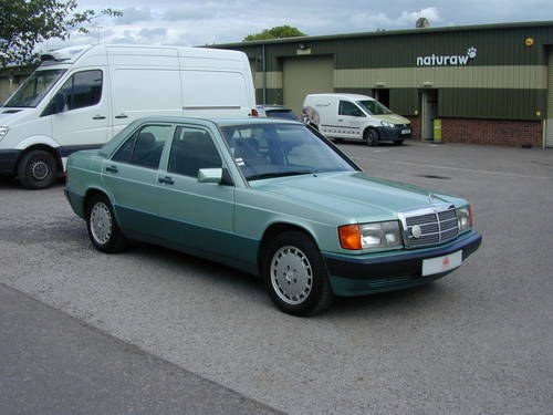 1991 MERCEDES BENZ 190 2.3e AUTO-RHD-LOW MILES-COLLECTOR QUALITY! For Sale