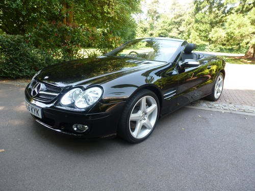 2007 Beautiful low mileage SL500 with a fantastic spec! SOLD