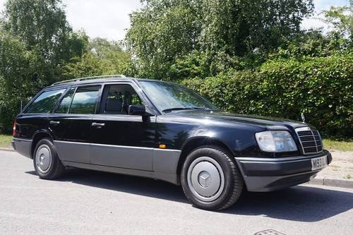 Mercedes E200 Estate 1995 - To be auctioned 28-07-17 In vendita all'asta