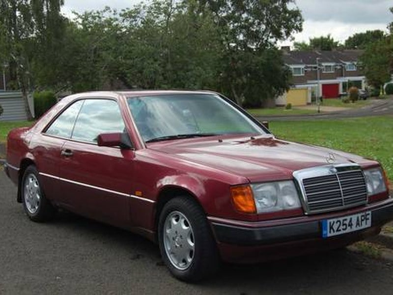 Mercedes 220 CE Coupe